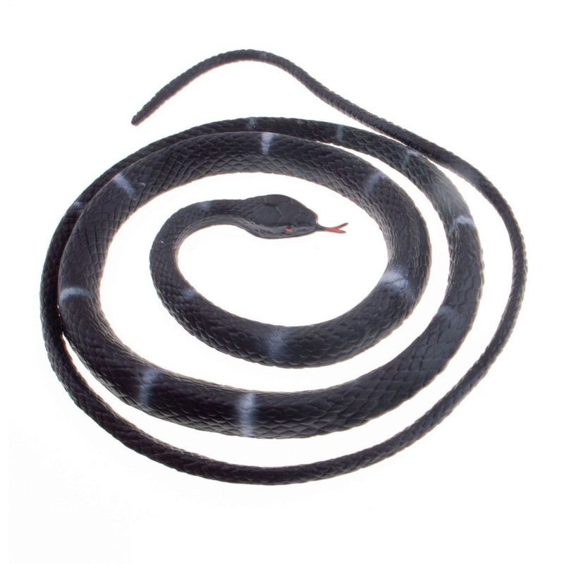 Plastic speelgoed rubber slang zwart met witte ringen 80 cm