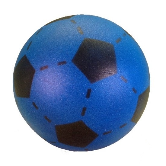 Zachte voetbal blauw gekleurd 20 cm