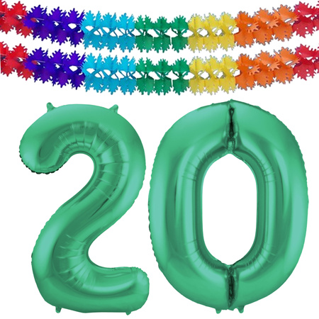 Grote folie ballonnen cijfer 20 in het glimmend groen 86 cm en 2x feestslingers