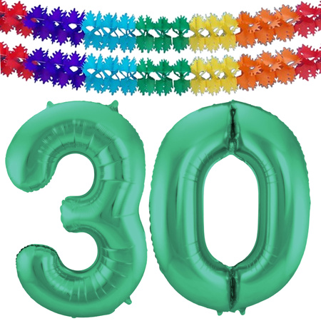 Grote folie ballonnen cijfer 30 in het glimmend groen 86 cm en 2x feestslingers