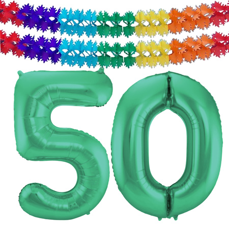 Grote folie ballonnen cijfer 50 in het glimmend groen 86 cm en 2x feestslingers