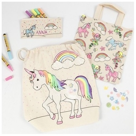 Coloring backpack unicorn with textilemarkers and pencilcase